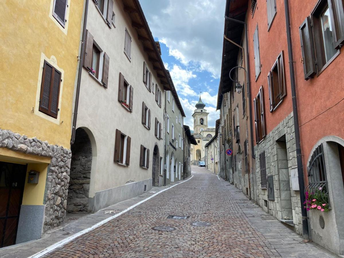 La Tana Dell'Orso Hotel Oulx Bagian luar foto